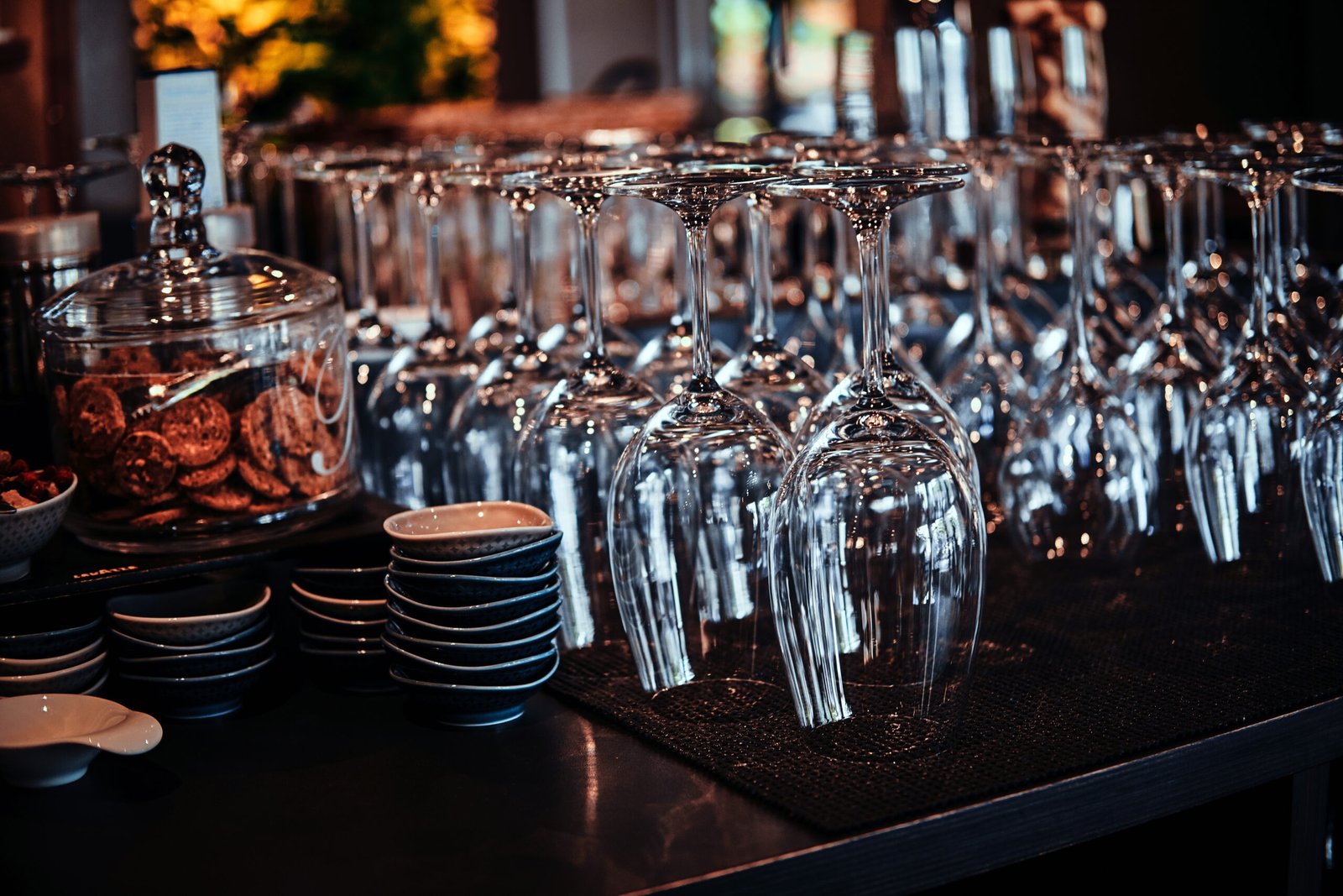 How to Evaluate a Reliable Glassware Supplier in Dubai