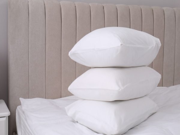 Staff Accommodation Pillow Linen suppliers in dubai